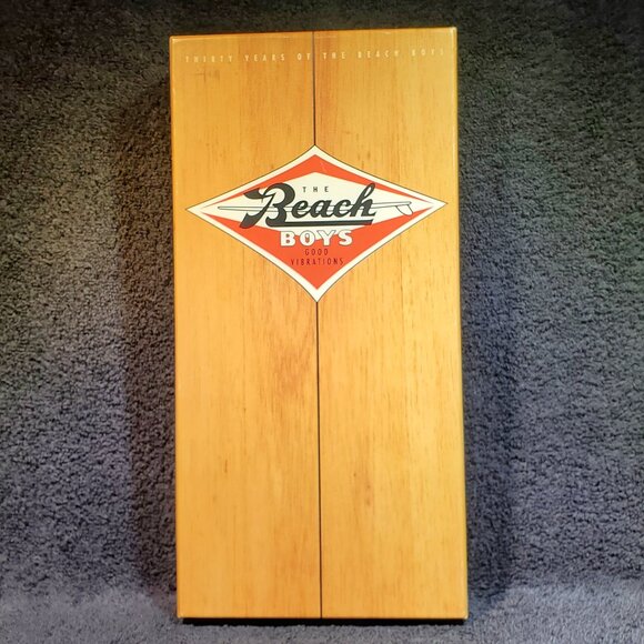 VINTAGE BEACH BOYS FIVE COMPACT DISC BOX SET WITH BOOK COVERING 30 YEARS - Picture 1 of 6